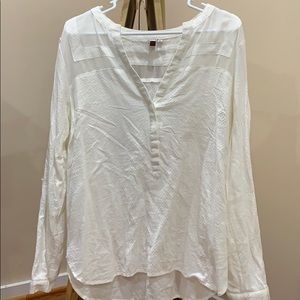 White 1/4 button dress shirt